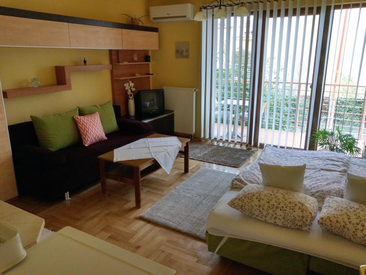 Mandarin Wellness Apartman Siófok Buitenkant foto