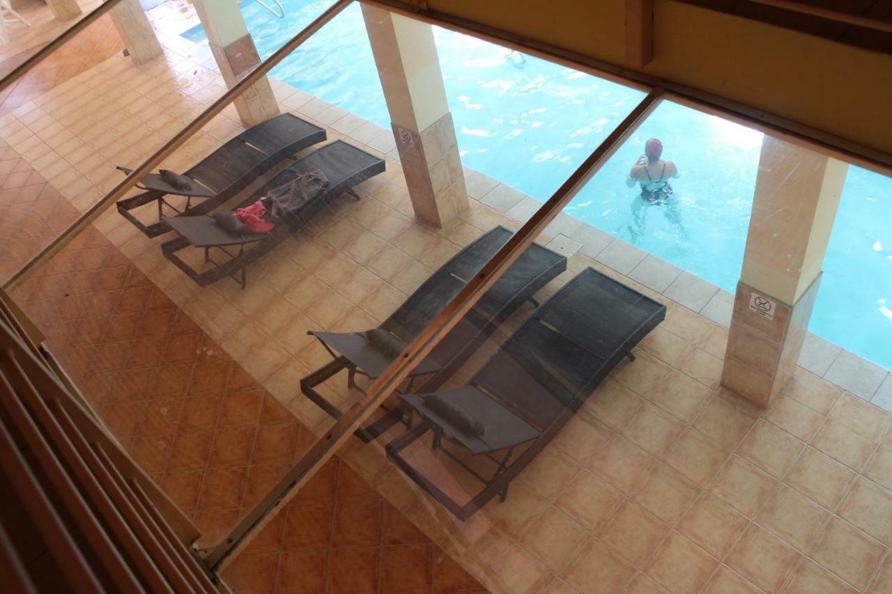Mandarin Wellness Apartman Siófok Buitenkant foto
